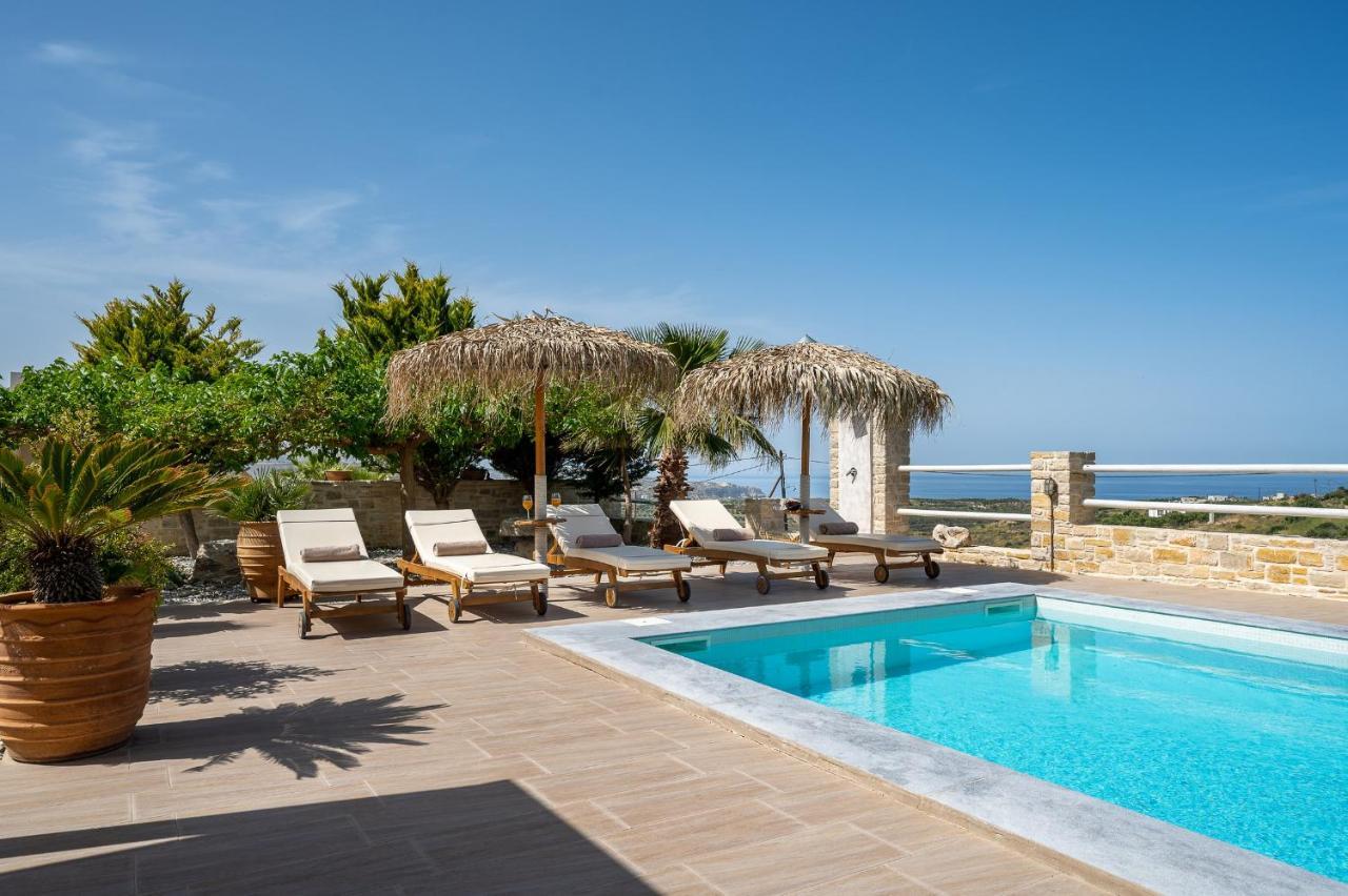 Golden Sky Villa Kamilárion Extérieur photo