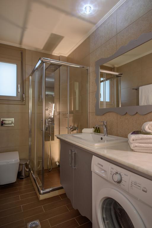Golden Sky Villa Kamilárion Extérieur photo